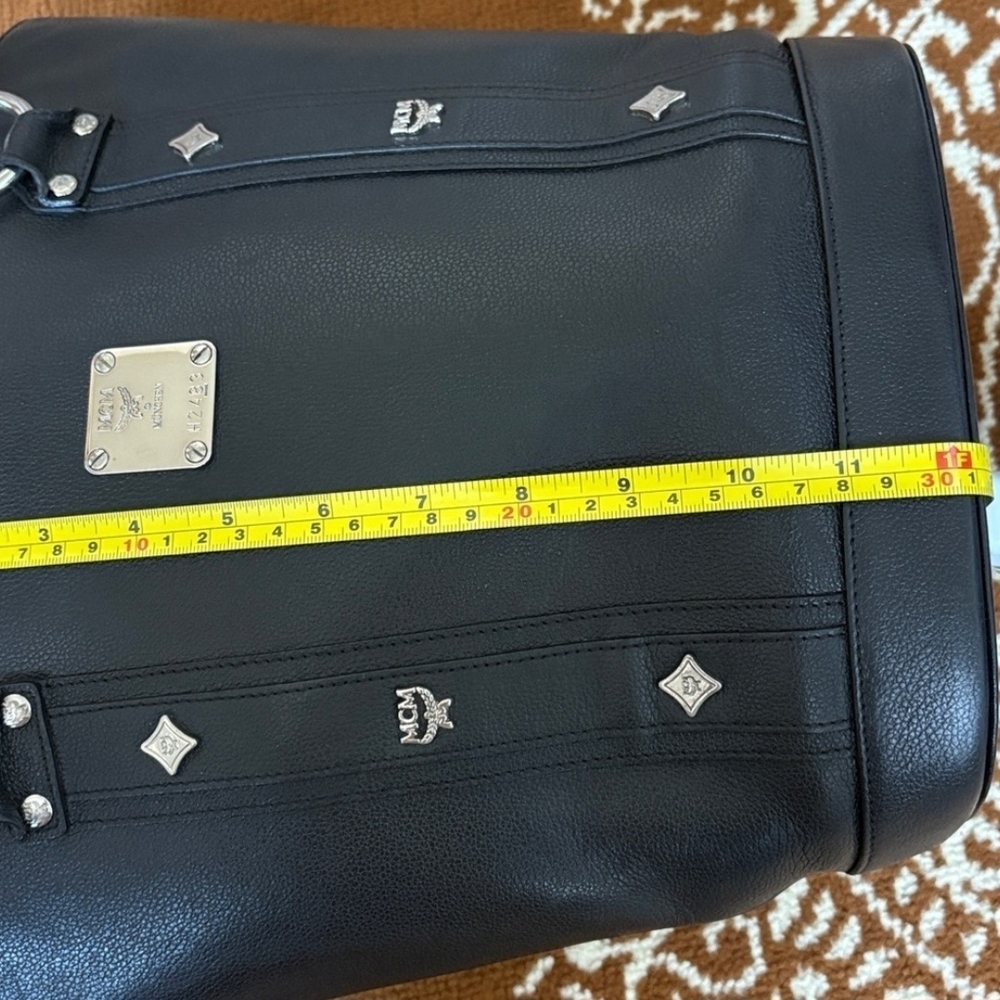 MCM Munchen Black Saffiano Leather Shoulder Bag (EXCELLENT CONDITION) - Picture 14 of 15